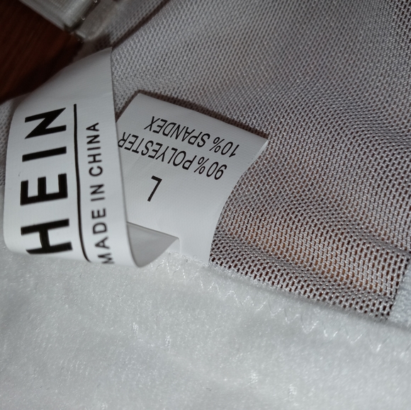 Padded Bralette - Crop Top - Bra ๐ค - Picture 3 of 8